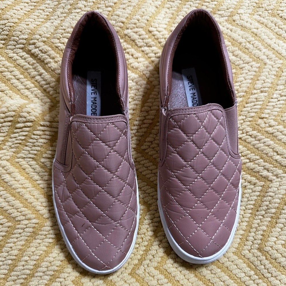 Steve Madden “Ellen” Quilted Slip-on Sneakers in Mauve - Size 7
